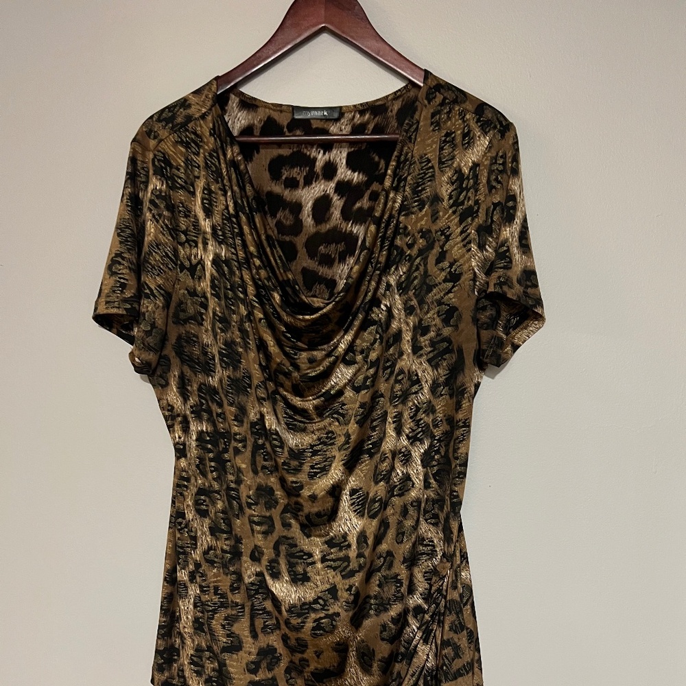Long and large leopard print blouse
